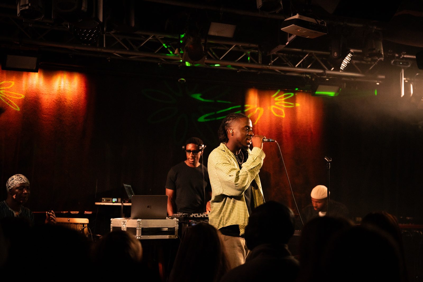 TMARO live at Artheater, Cologne