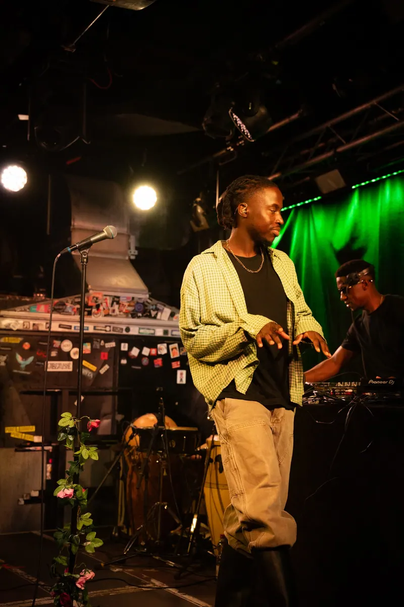TMARO live at Artheater, Cologne, 10 October 2026 (photo 7 by @taragrande.raw)