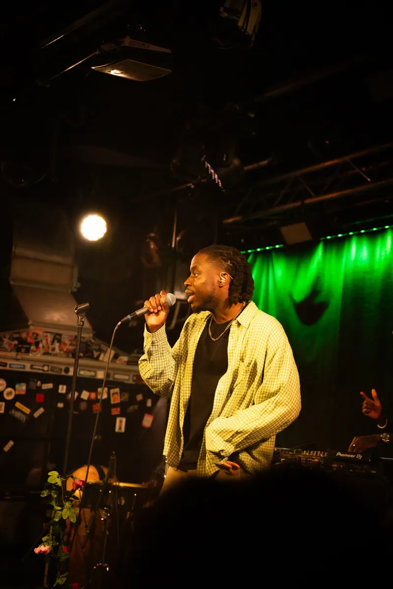 TMARO live at Artheater, Cologne, 10 October 2026 (photo 9 by @taragrande.raw)