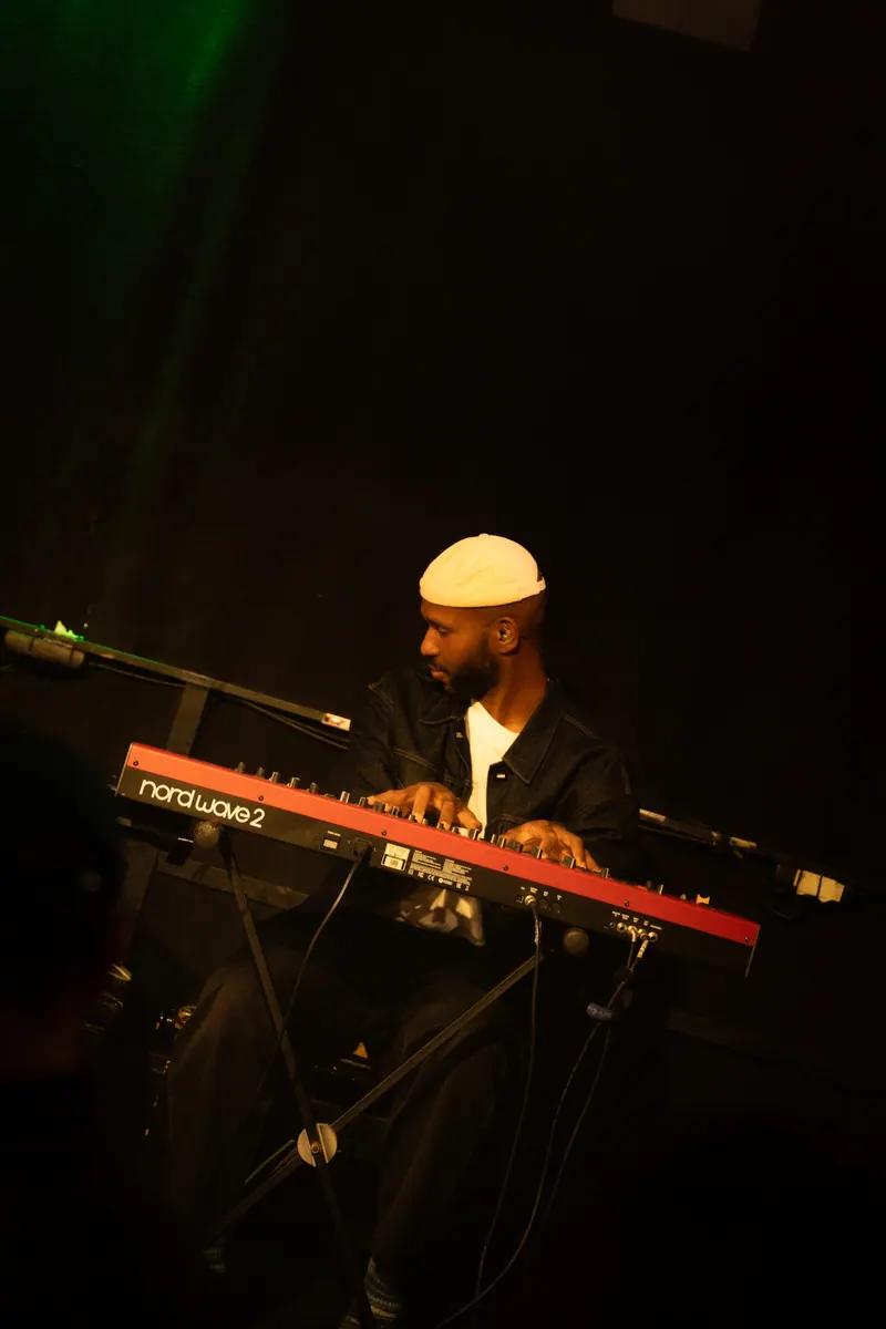 TMARO live at Artheater, Cologne, 10 October 2026 (photo 17 by @taragrande.raw)